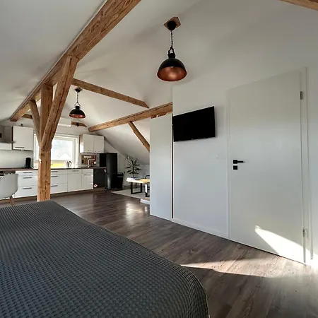 Schoenes Mit Seeblick *